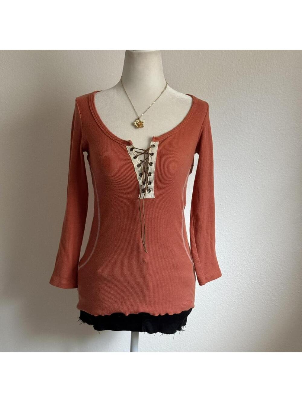 ੈ✩‧₊˚y2k orange faux leather lace up top